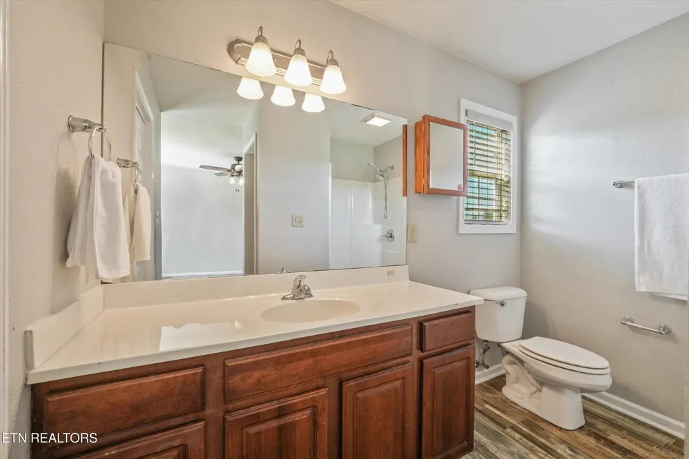1006 Stones Throw Lane Sevierville, TN 37876