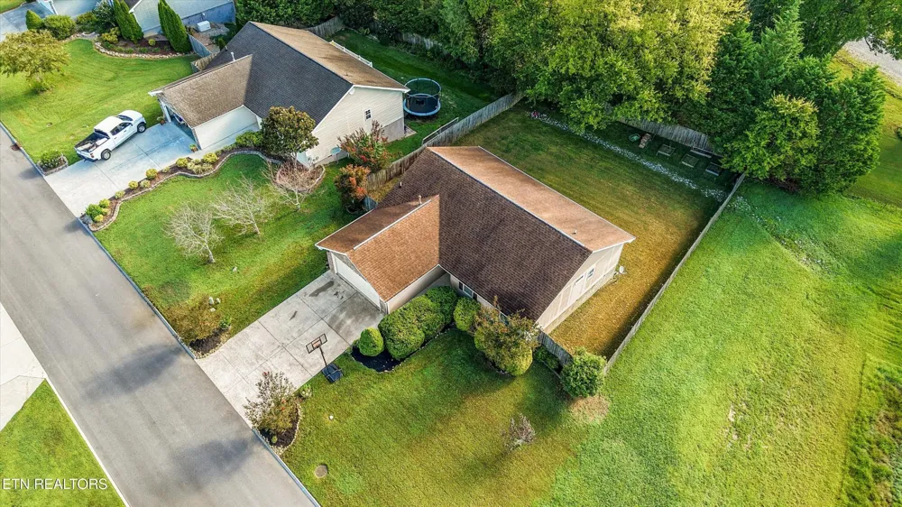 1006 Stones Throw Lane Sevierville, TN 37876