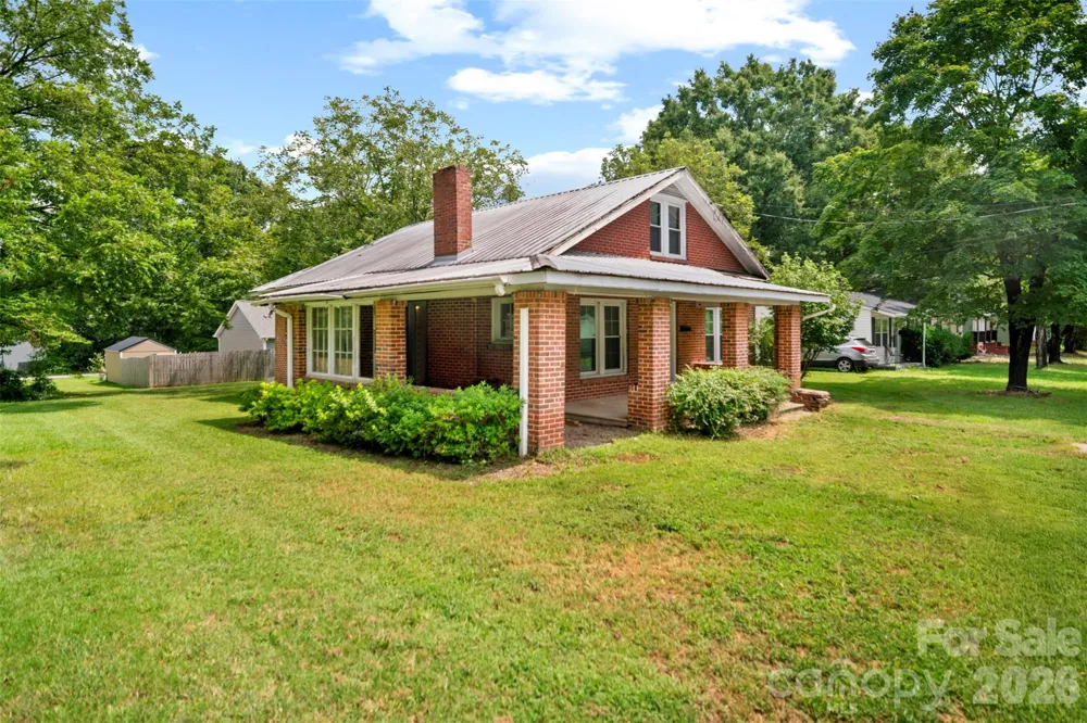 116 Whitesides Street Cherryville, NC 28021