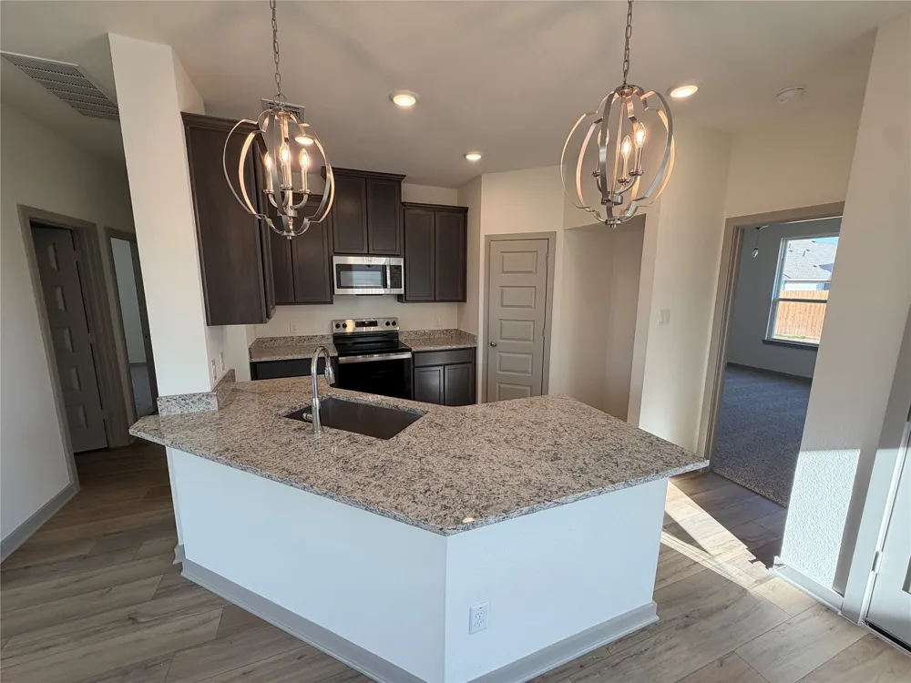 312 Boatright Boulevard Jarrell, TX 76537