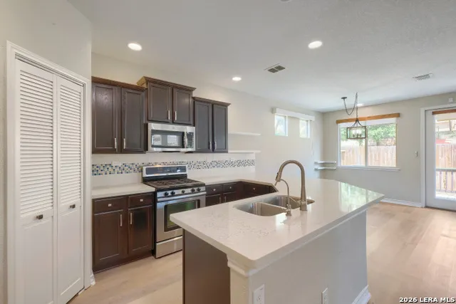 21719 Andrews Gdn San Antonio, TX 78258