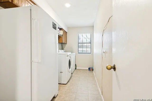 4206 RUSTIC MDWS San Antonio, TX 78249