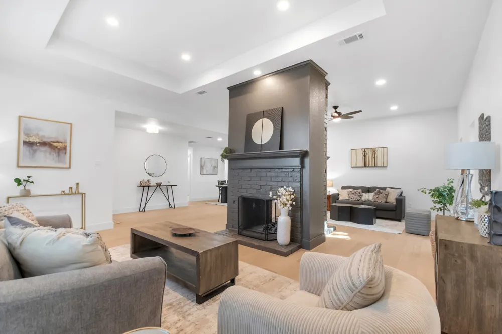 3400 Sailmaker Lane Plano, TX 75023