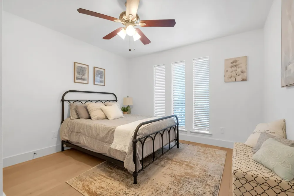 3400 Sailmaker Lane Plano, TX 75023
