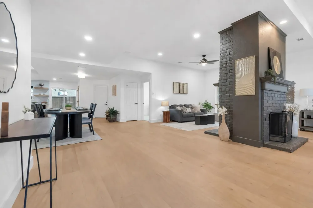 3400 Sailmaker Lane Plano, TX 75023