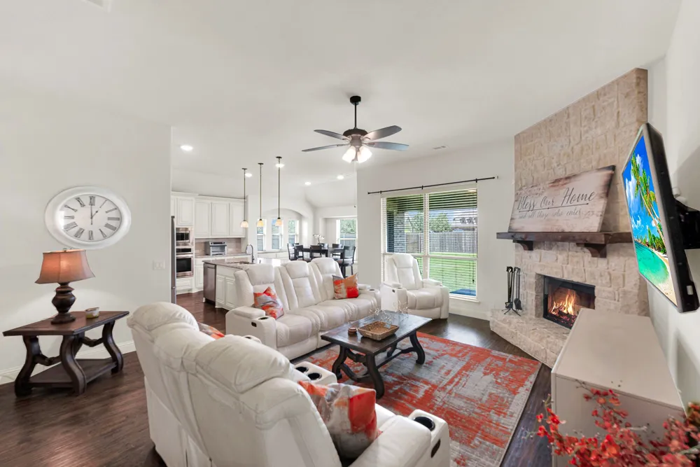 6300 Sudbury Lane Mesquite, TX 75181