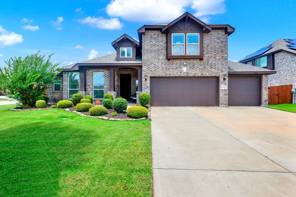 6300 Sudbury Lane Mesquite, TX 75181
