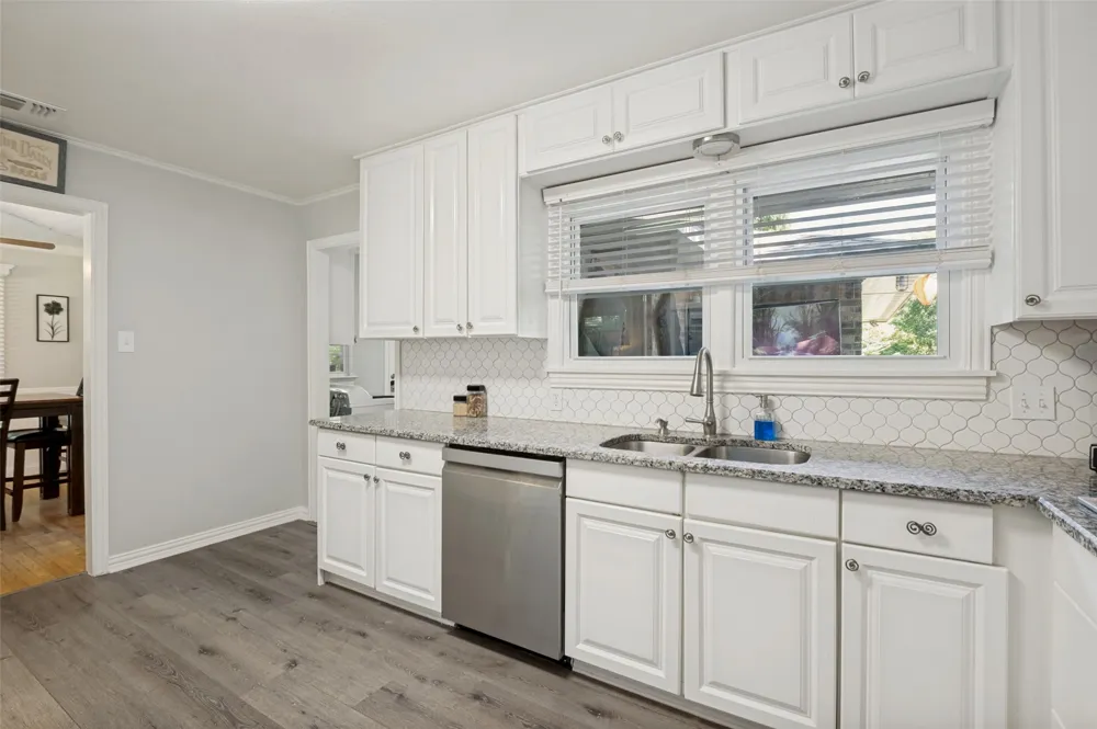1515 Francis Street Carrollton, TX 75006