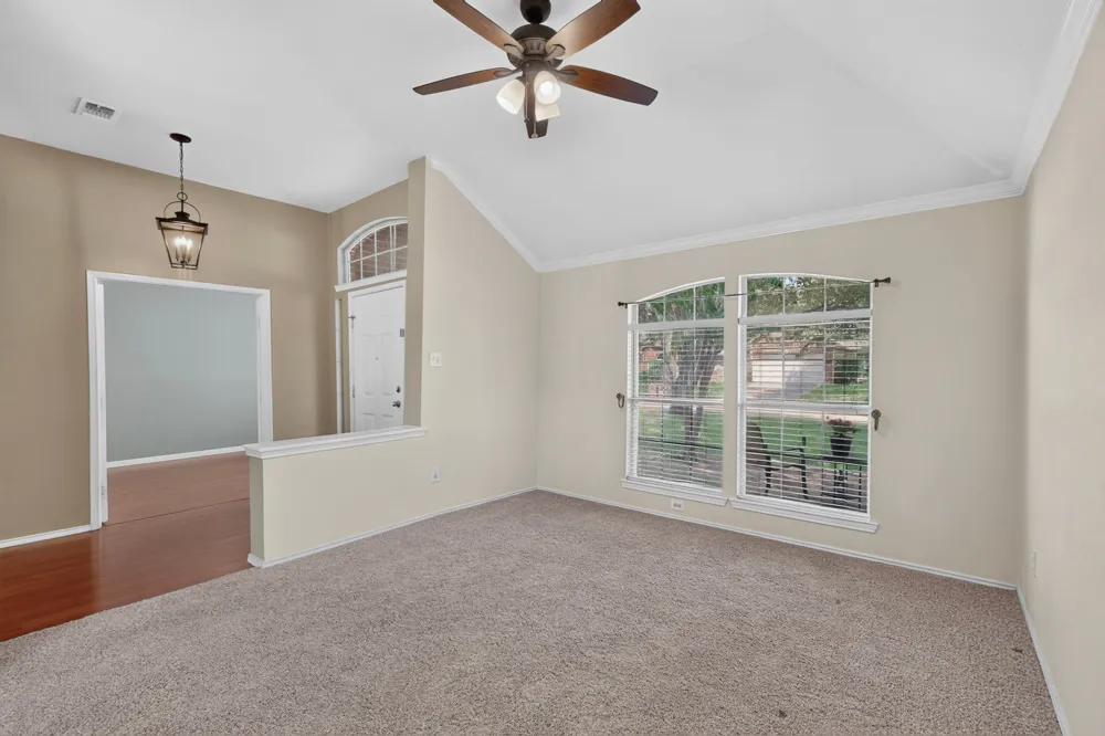 605 Oak Hollow Lane Flower Mound, TX 75028