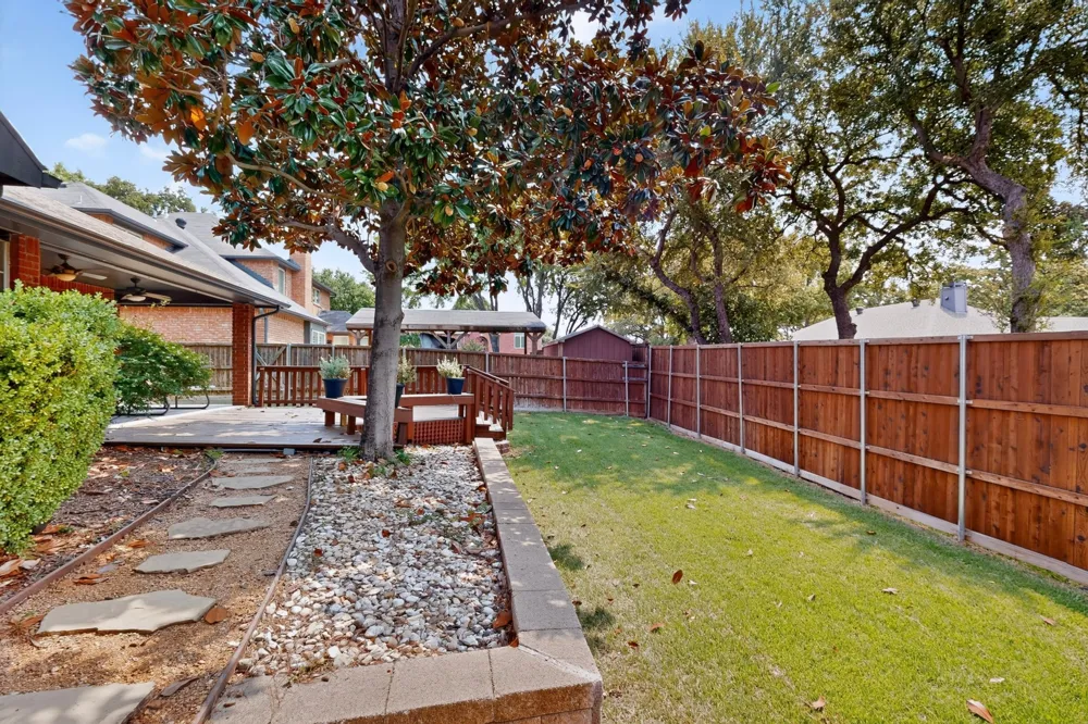 605 Oak Hollow Lane Flower Mound, TX 75028