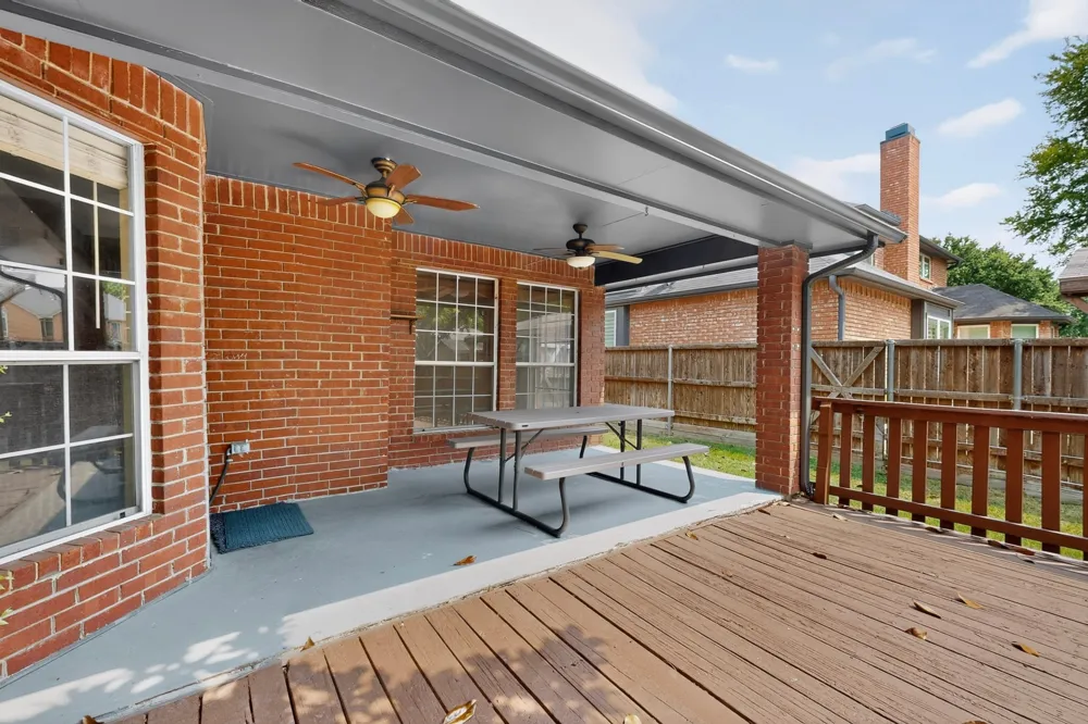 605 Oak Hollow Lane Flower Mound, TX 75028