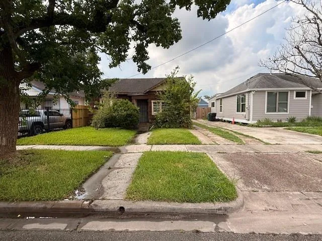 5136 Leeland Street Houston, TX 77023