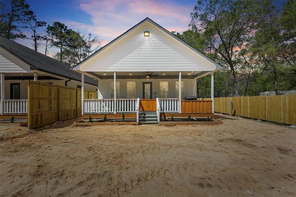200 Canary Street Point Blank, TX 77364