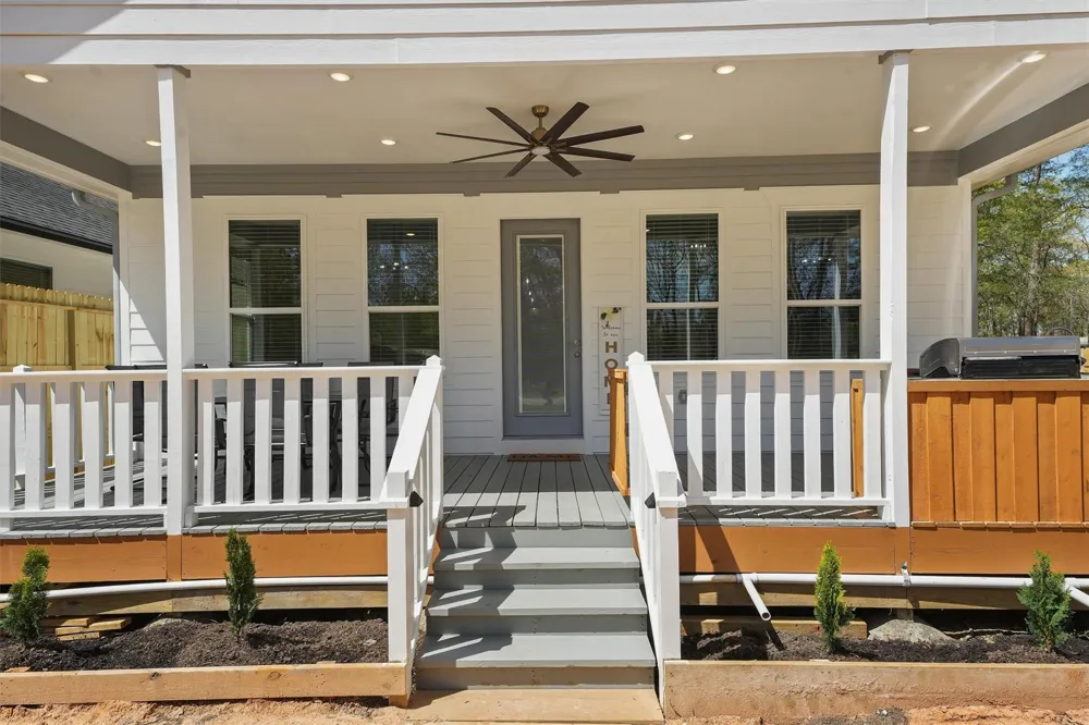 200 Canary Street Point Blank, TX 77364