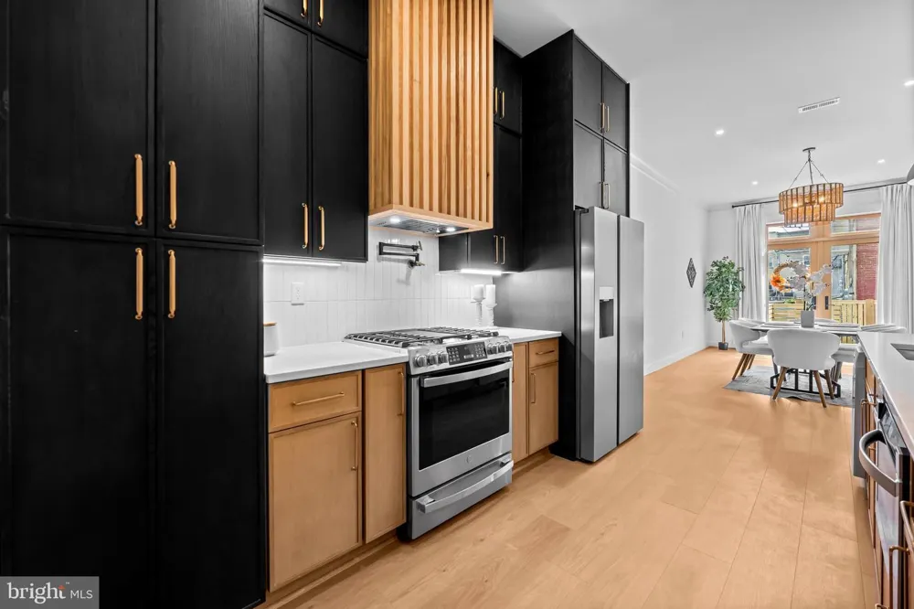 309 E 22ND STREET Baltimore, MD 21218