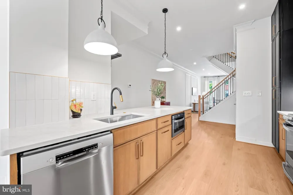 309 E 22ND STREET Baltimore, MD 21218