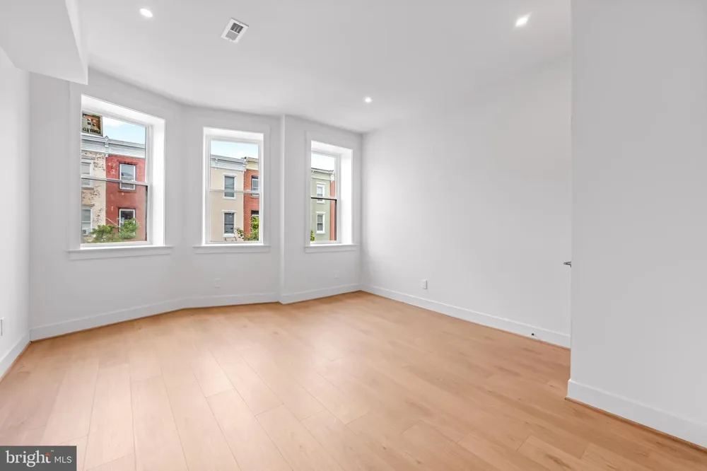 309 E 22ND STREET Baltimore, MD 21218
