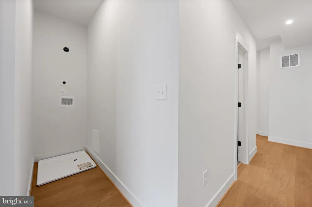 309 E 22ND STREET Baltimore, MD 21218