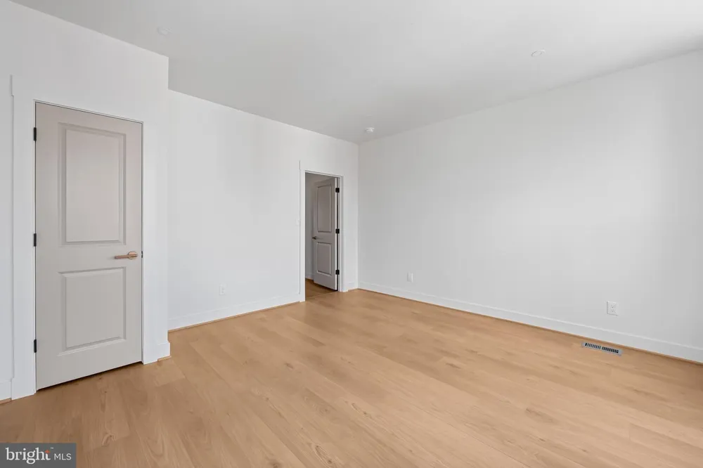 309 E 22ND STREET Baltimore, MD 21218