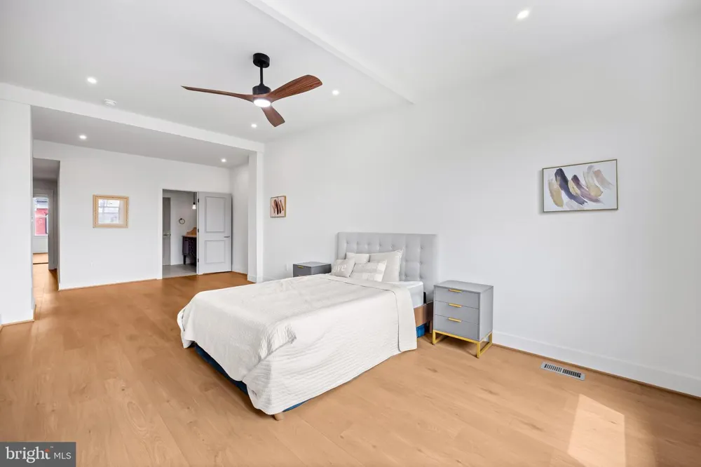 309 E 22ND STREET Baltimore, MD 21218