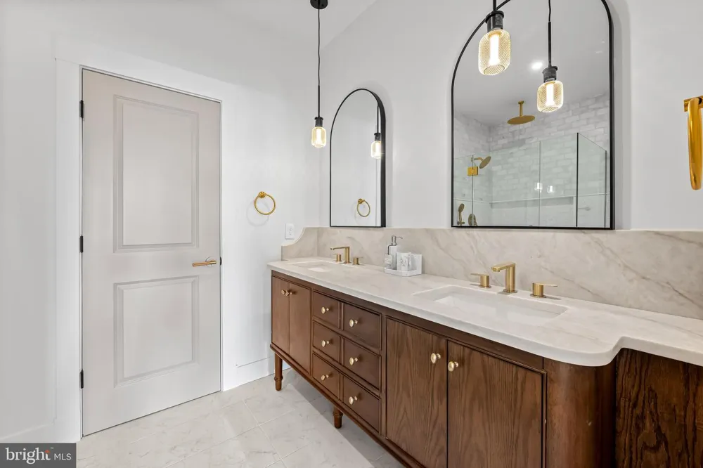 309 E 22ND STREET Baltimore, MD 21218
