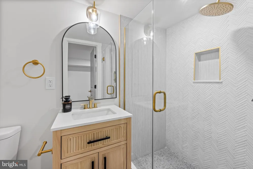 309 E 22ND STREET Baltimore, MD 21218