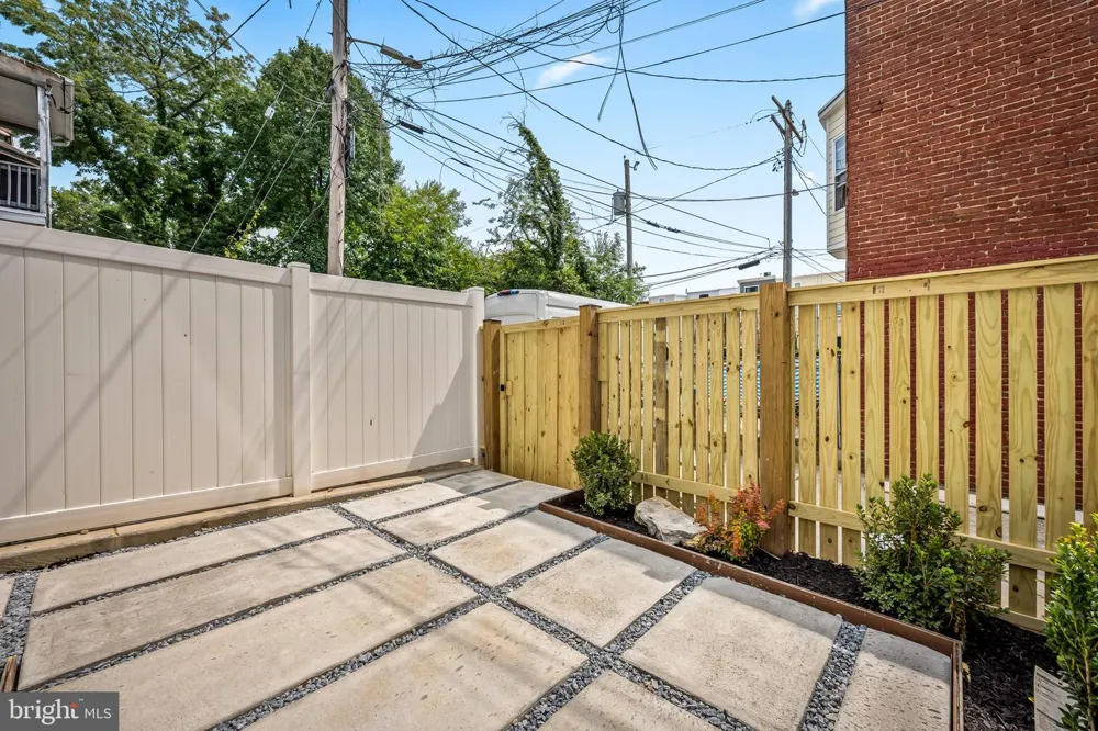 309 E 22ND STREET Baltimore, MD 21218