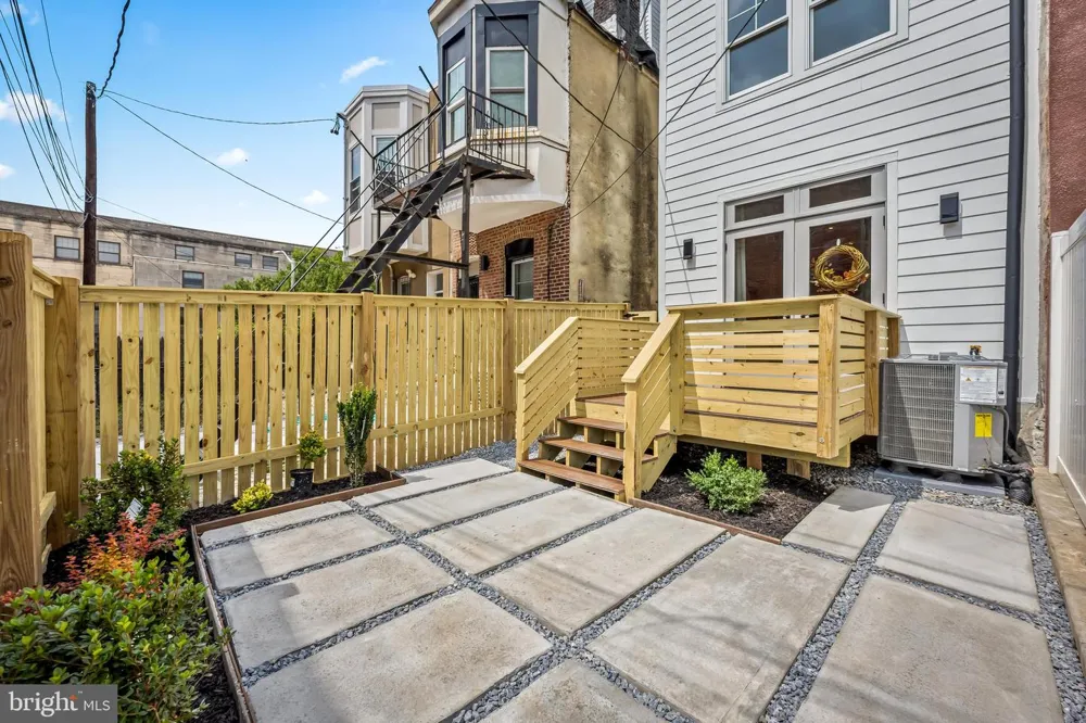 309 E 22ND STREET Baltimore, MD 21218