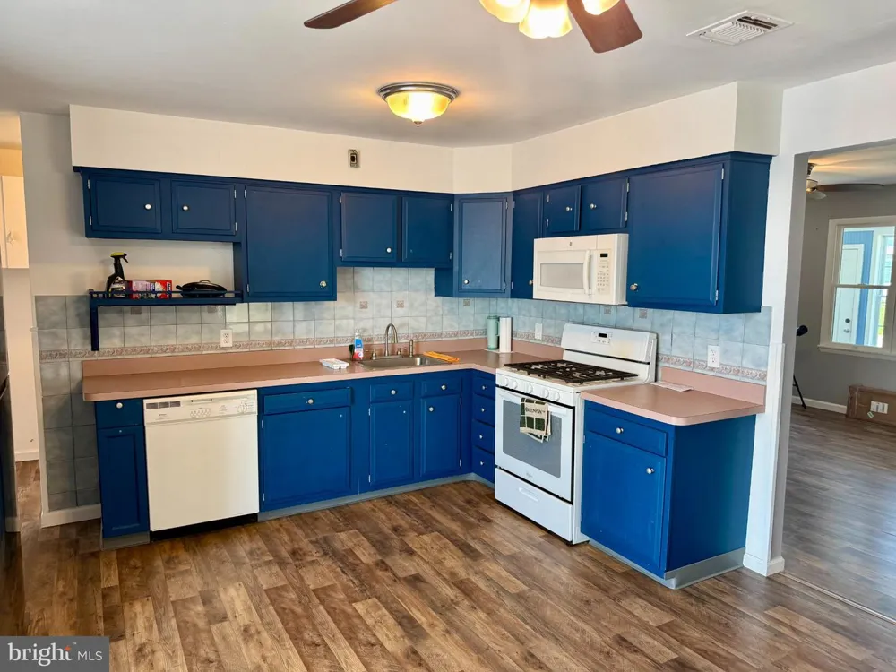 14 S BOSTON DRIVE Little Egg Harbor, NJ 08087
