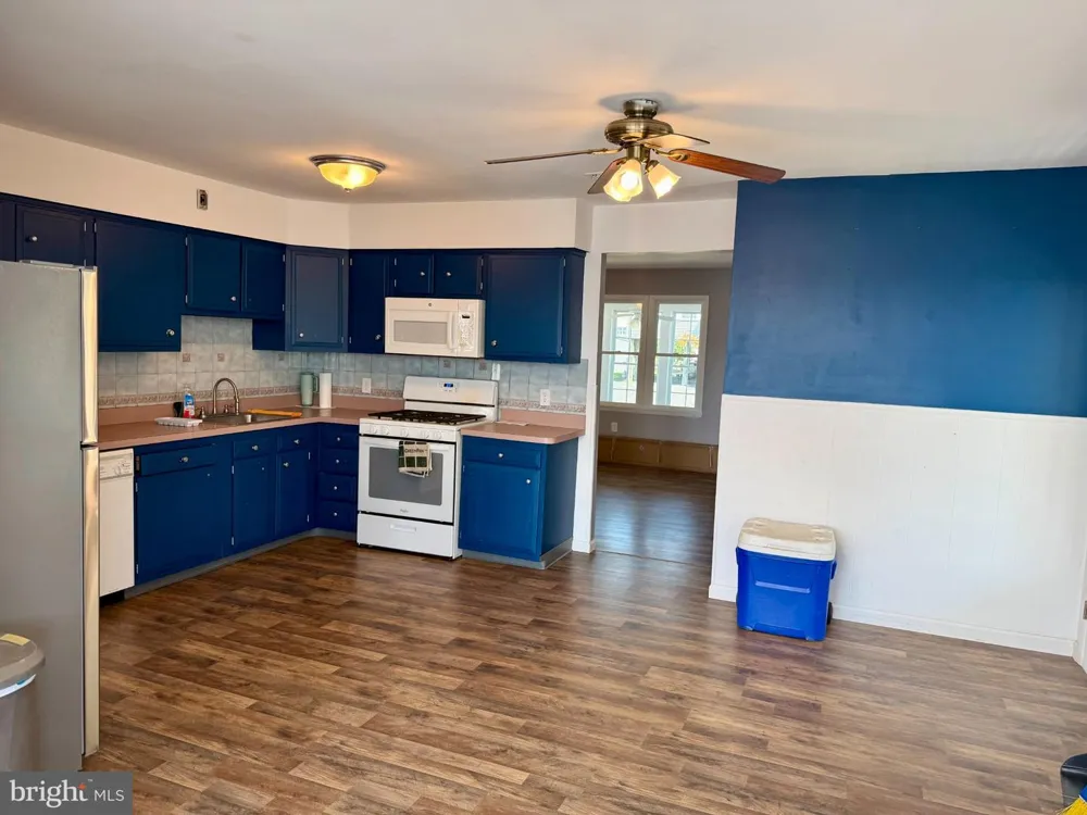 14 S BOSTON DRIVE Little Egg Harbor, NJ 08087