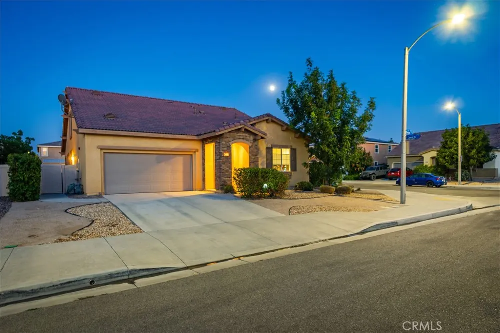 43846 Catsue Lancaster, CA 93536