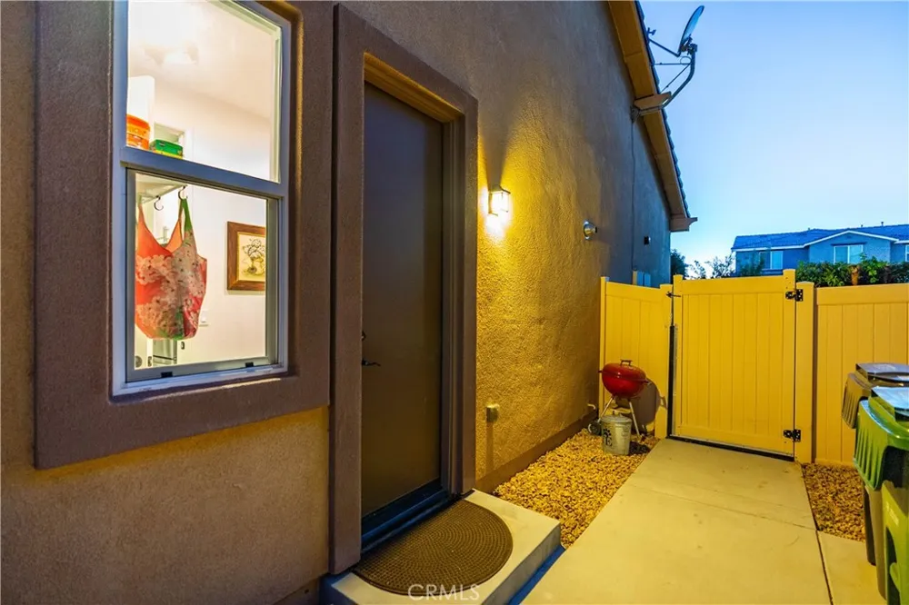 43846 Catsue Lancaster, CA 93536