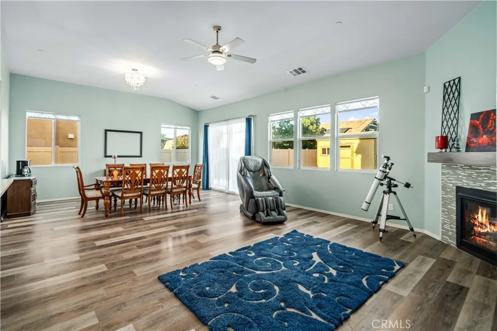 43846 Catsue Lancaster, CA 93536