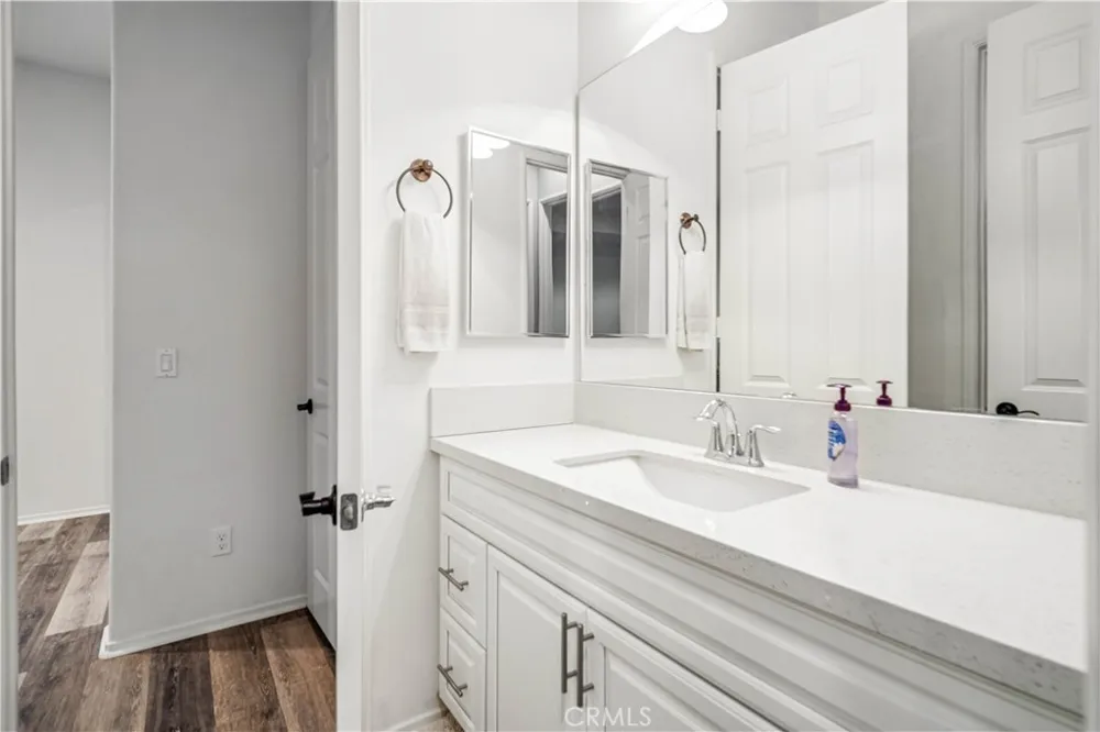 43846 Catsue Lancaster, CA 93536