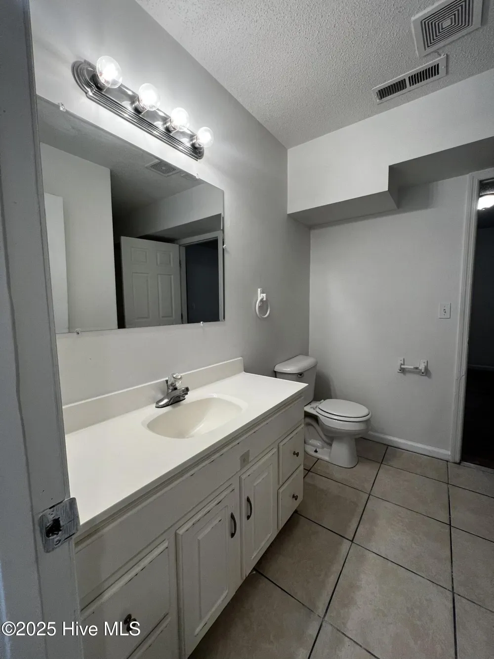 3720 Prices Lane Wilmington, NC 28405