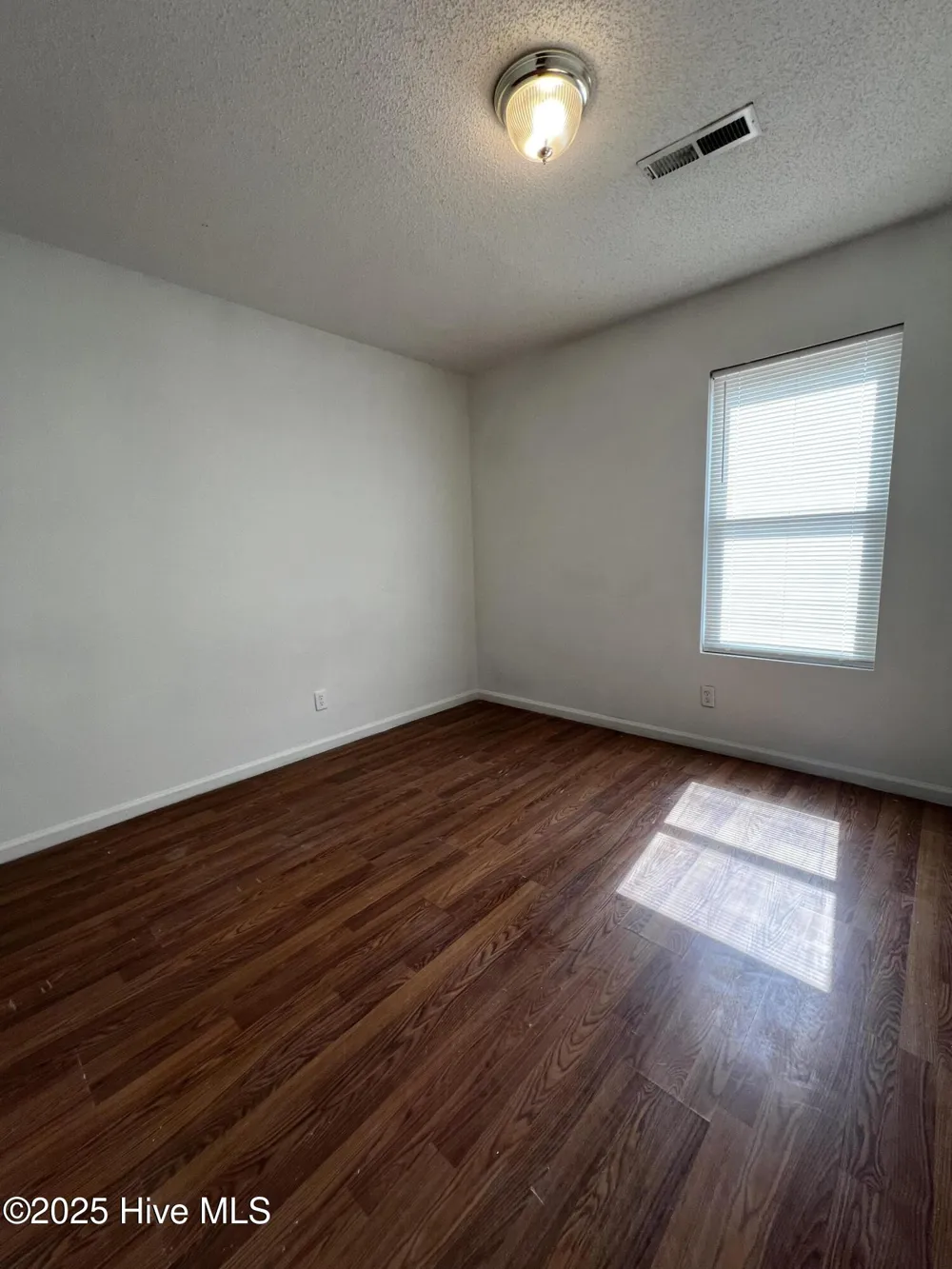 3720 Prices Lane Wilmington, NC 28405