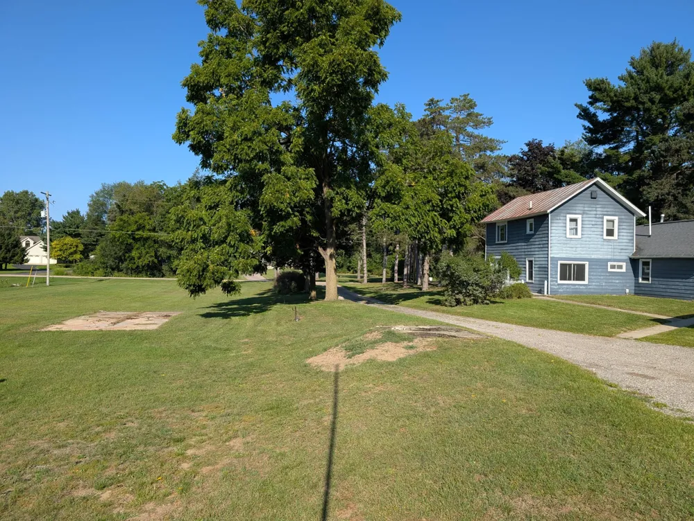 4279 20th Street Dorr, MI 49323