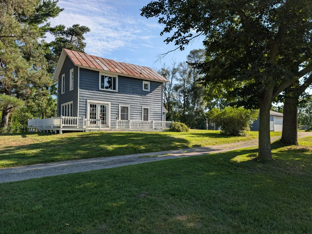 4279 20th Street Dorr, MI 49323