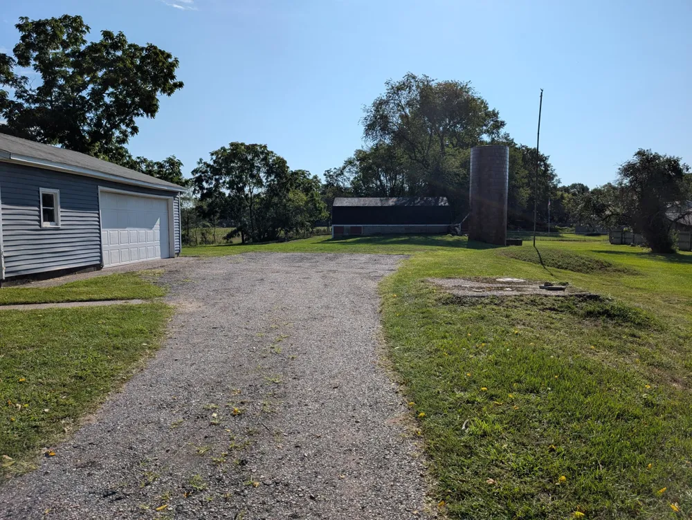 4279 20th Street Dorr, MI 49323