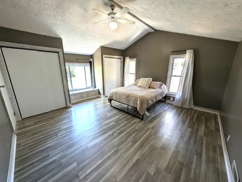 4279 20th Street Dorr, MI 49323