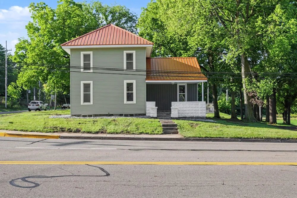 127 South Street Colon, MI 49040