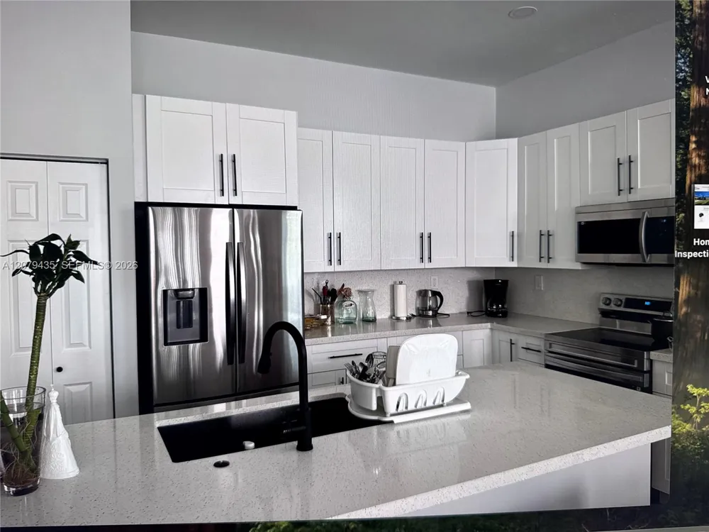 200 66th Ave Hollywood, FL 33024