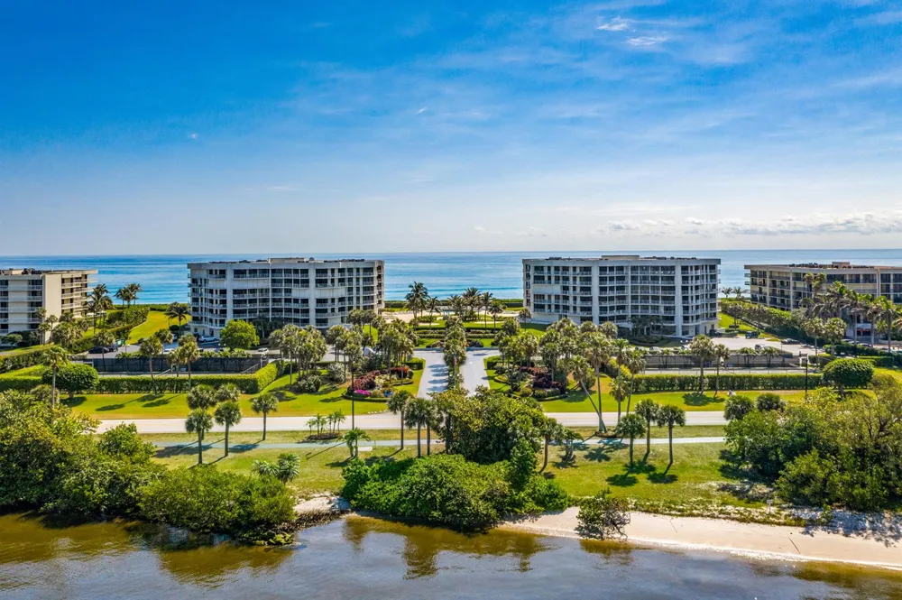 3360 S OCEAN BOULEVARD #2 G I Palm Beach, FL 33480