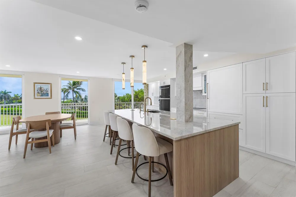3360 S OCEAN BOULEVARD #2 G I Palm Beach, FL 33480