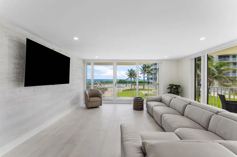 3360 S OCEAN BOULEVARD #2 G I Palm Beach, FL 33480