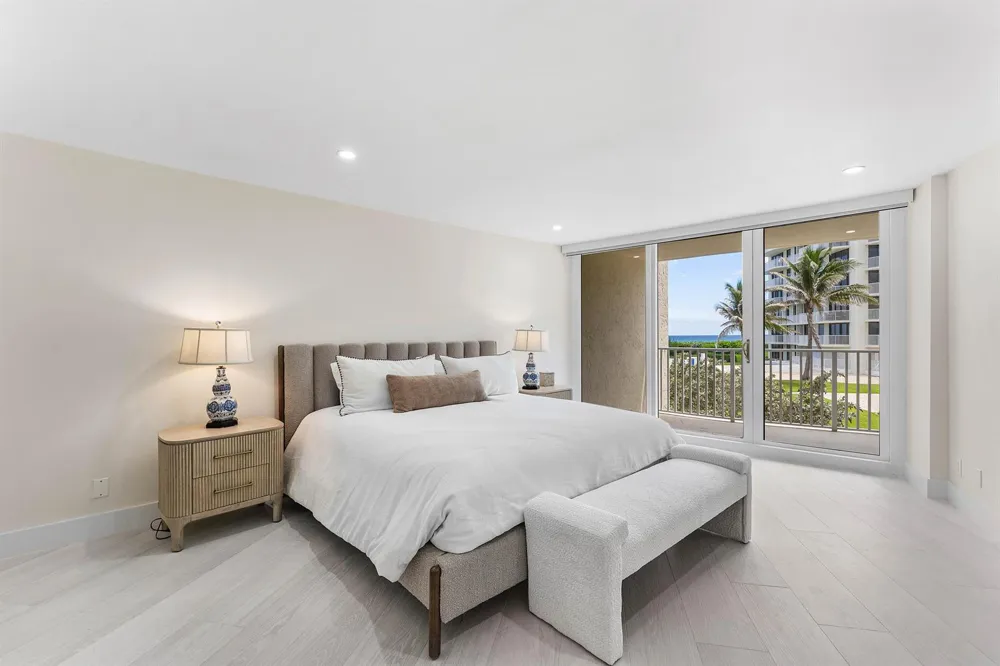 3360 S OCEAN BOULEVARD #2 G I Palm Beach, FL 33480