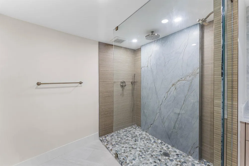 3360 S OCEAN BOULEVARD #2 G I Palm Beach, FL 33480