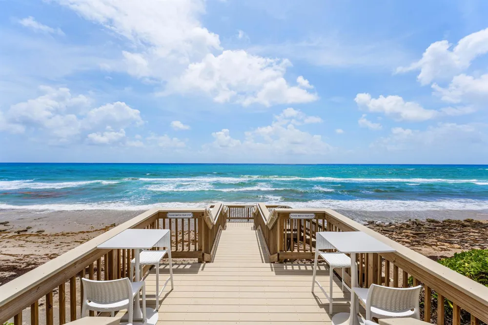 3360 S OCEAN BOULEVARD #2 G I Palm Beach, FL 33480