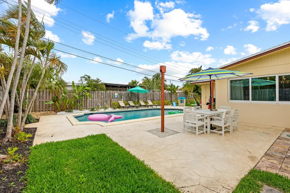 5 SE 11th Court Deerfield Beach, FL 33441