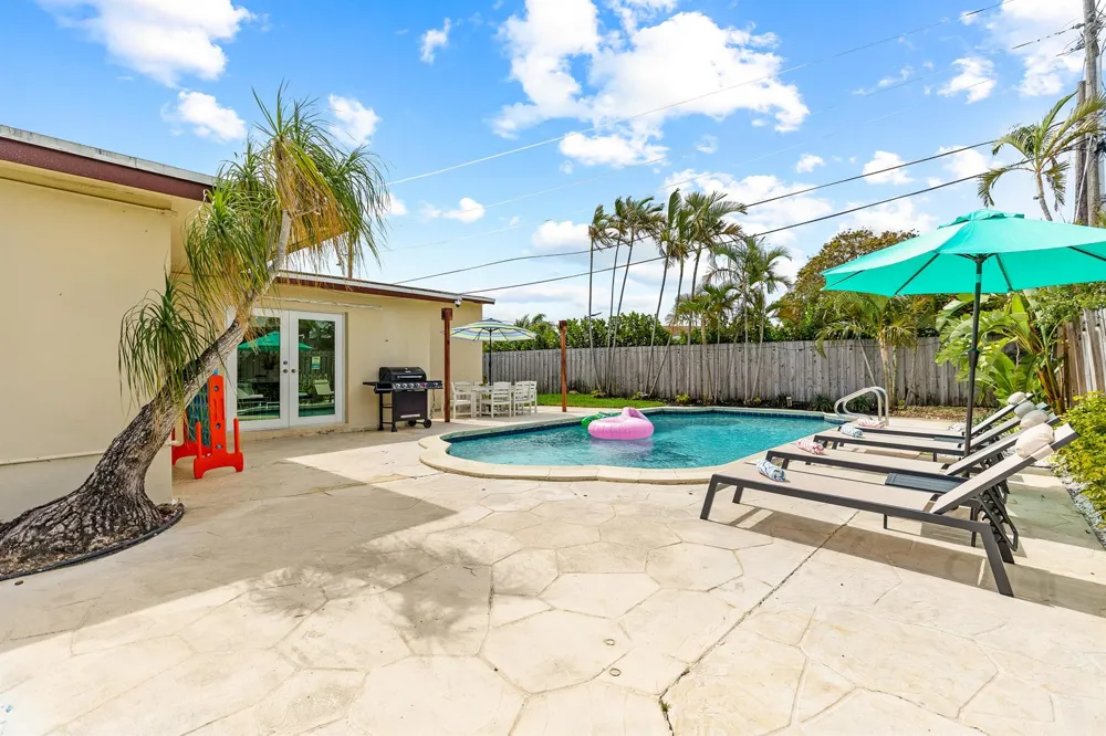 5 SE 11th Court Deerfield Beach, FL 33441